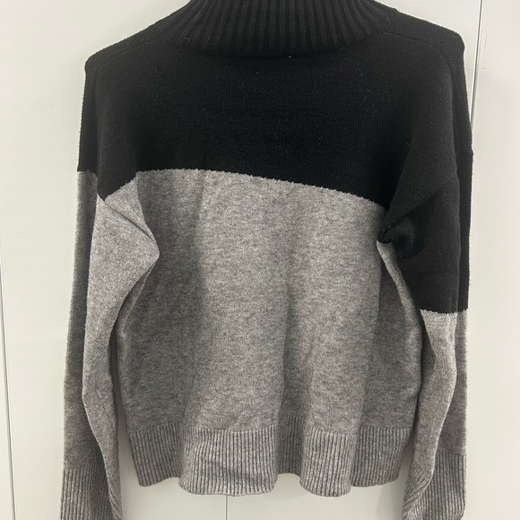 ANTHROPOLOGIE Colorblocked Turtleneck Sweater Size M - Picture 4 of 9